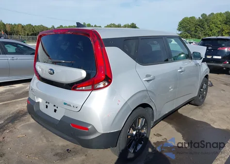 2021 Kia Soul Ex z USA, uszkodzony, nr VIN KNDJ33AU1M7742399